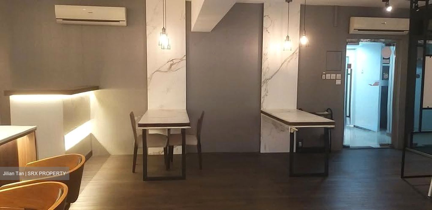 Giffard Mansions (D12), Office #629162271